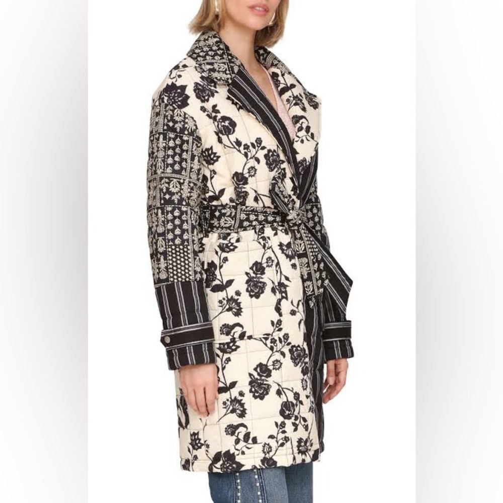 Avec Les Filles Black and Cream Quilted Robe Coat
